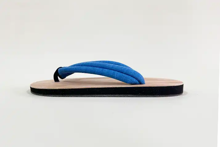 日田杉の室内履き（鼻緒タイプ）